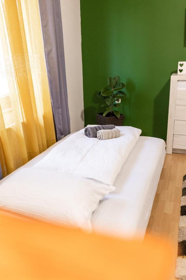 Studio Apartman Planb, Self Check In Osijek Eksteriør billede