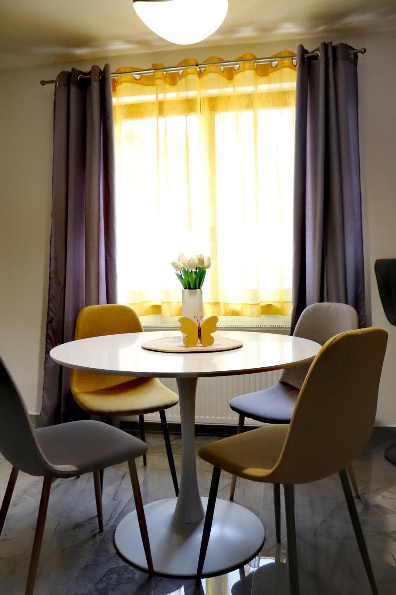 Studio Apartman Planb, Self Check In Osijek Eksteriør billede